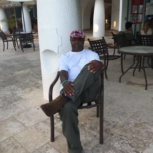 Meet your Posher, Clyde